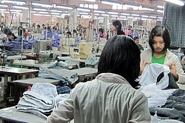 Myanmar sets sights on $2bn garment exports