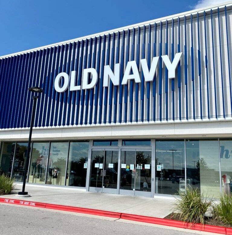 Green Old Navy Gap