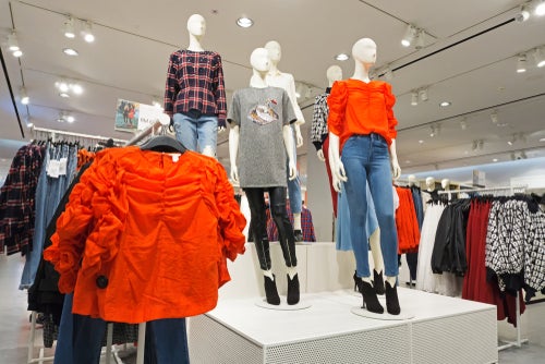 H&M defends transparency amid claims of 'bogus' environmental scores