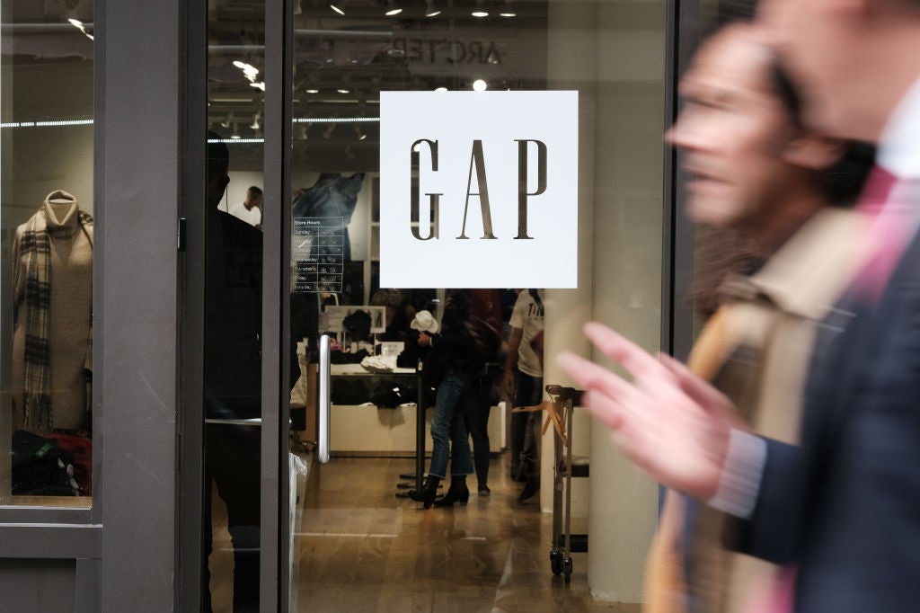 Gap Inc costs Amazon
