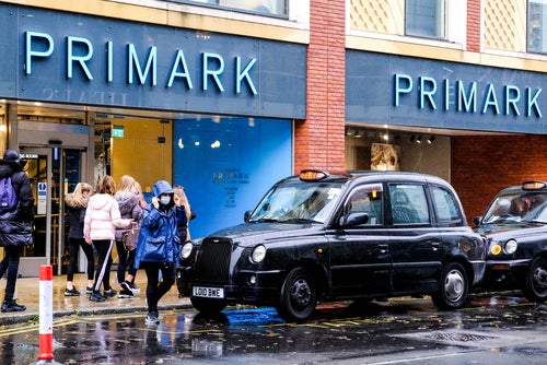 Primark vo vlastníctve spoločnosti ABF zaznamenáva nárast predaja o 13 % a letné sortimenty sú veľmi žiadané