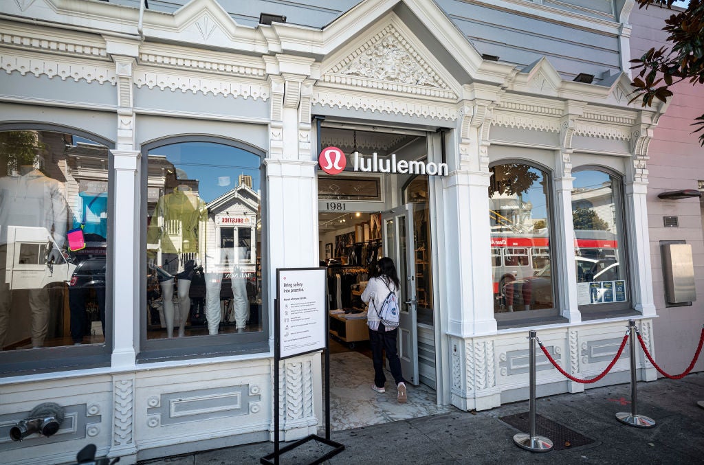 Lululemon makes its retail debut in Spain with its first store in
